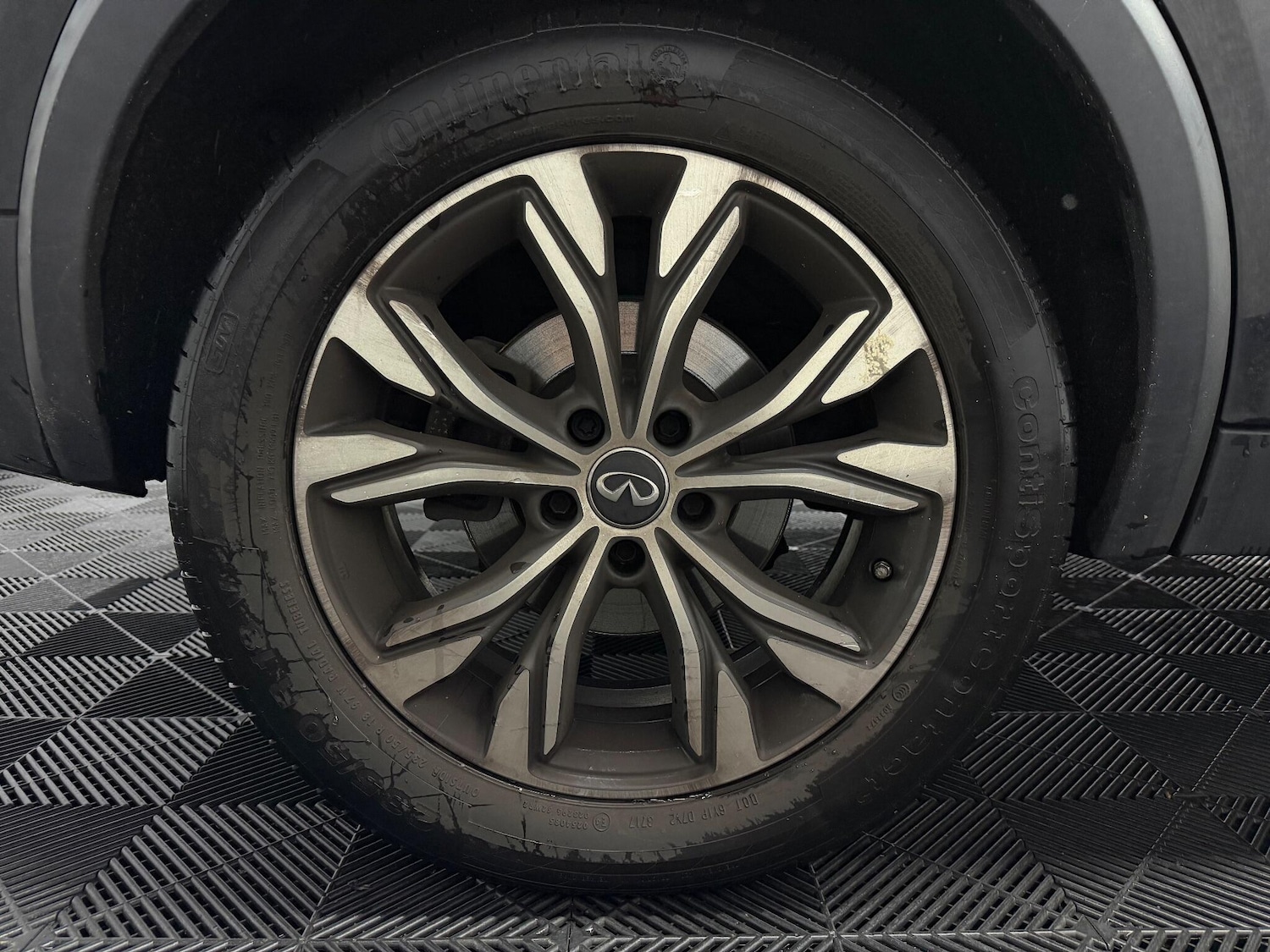 Used Infiniti QX30 2018 for sale - 78058957: Photo 23