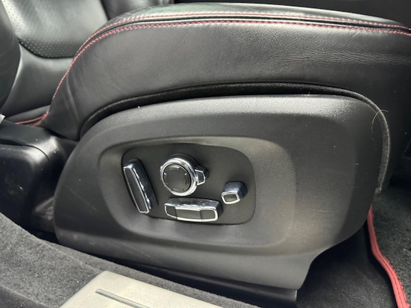 Used Jaguar XJ 2016 for sale - 73487257: Photo 28