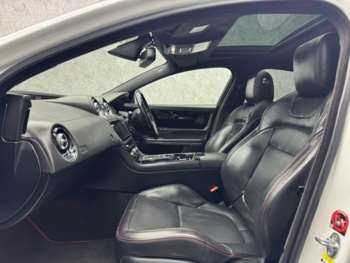 Used Jaguar XJ 2016 for sale - 73487257: Photo