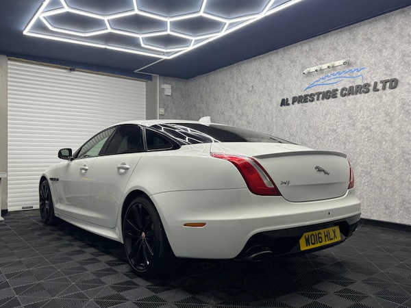 Used Jaguar XJ 2016 for sale - 73487257: Photo 34