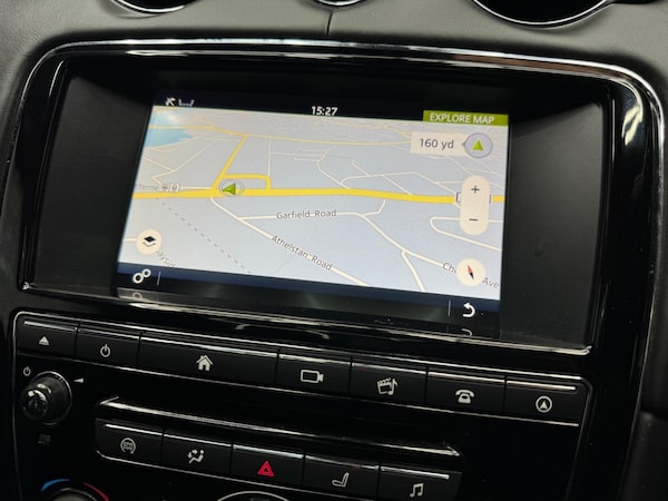 Used Jaguar XJ 2016 for sale - 73487257: Photo 8