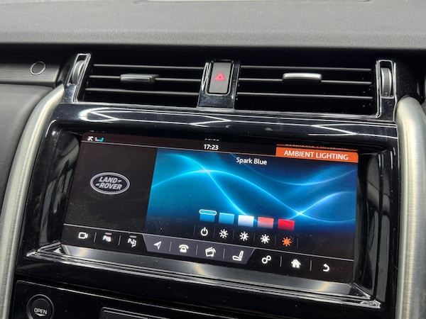 Used Land Rover Discovery 2017 for sale - 74686866: Photo 14