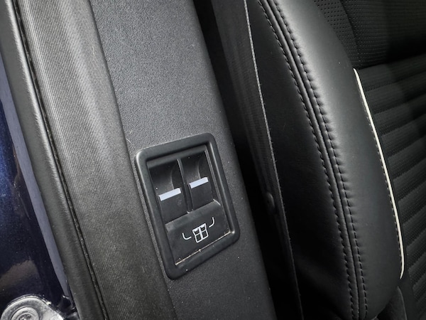 Used Land Rover Discovery 2017 for sale - 74686866: Photo 39