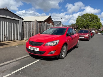 Vauxhall Astra feature image