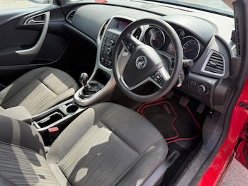 Used Vauxhall Astra 2011 for sale - 78214545: Photo