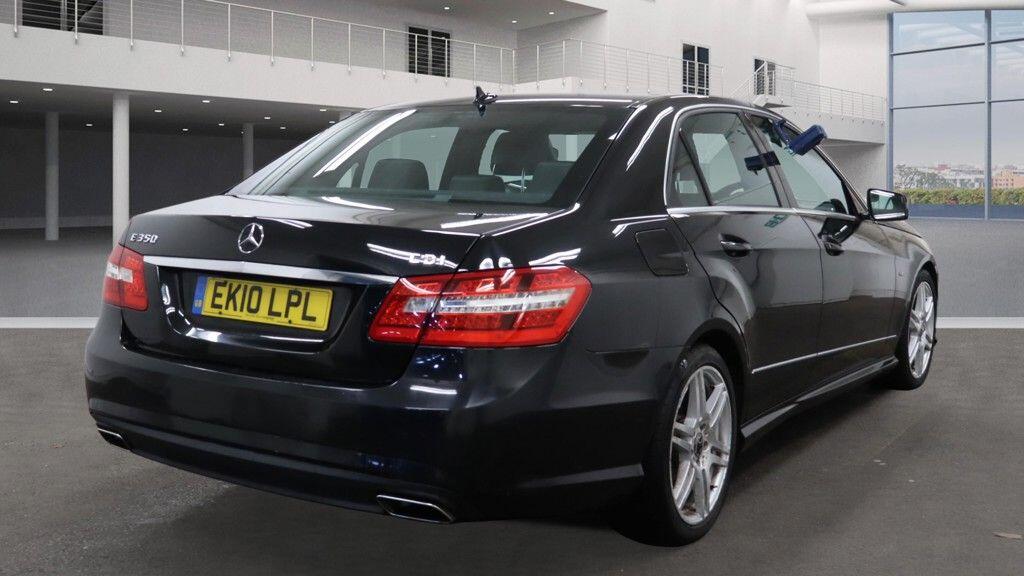 Used Mercedes-Benz E Class 2010 for sale - 77400396: Photo 8