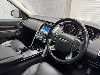 Used Land Rover Discovery 2017 for sale - 79664592: Photo