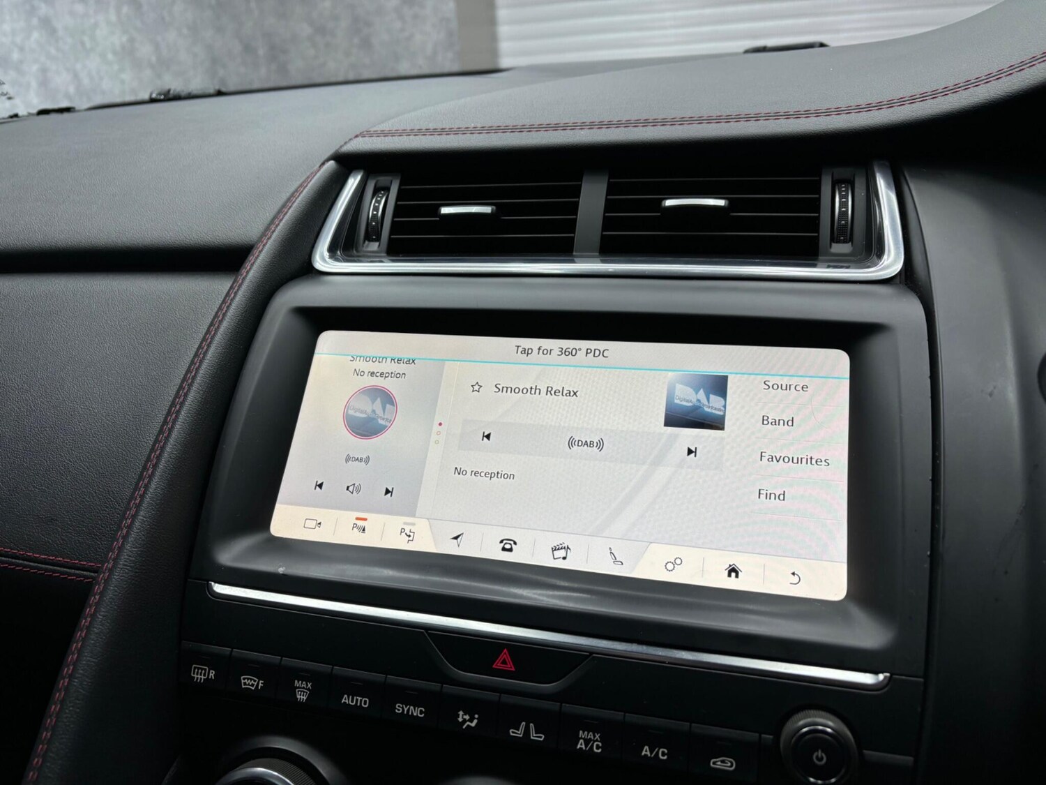 Used Jaguar E-Pace 2017 for sale - 78058864: Photo 14