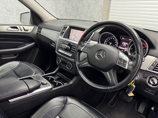 Used Mercedes-Benz M Class 2013 for sale - 76317903: Photo 2
