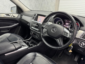 Used Mercedes-Benz M Class 2013 for sale - 76317903: Photo 2