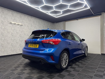 Used Ford Focus 2019 for sale - 75258255: Photo