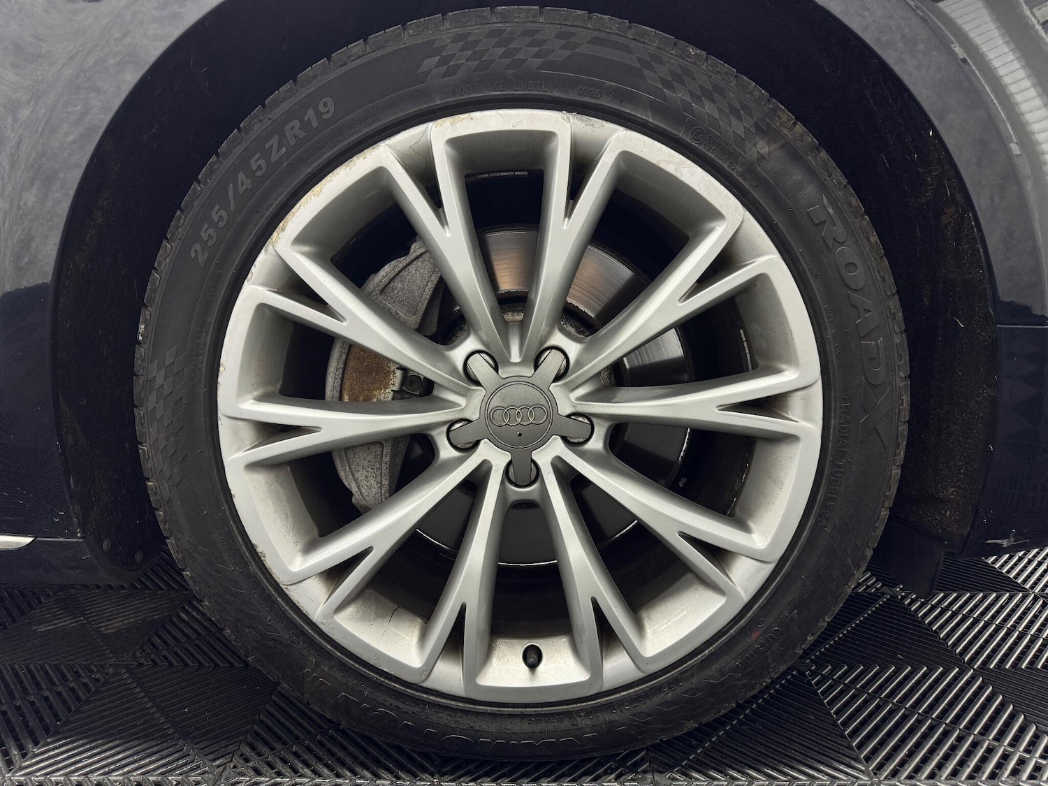 Used Audi A8 2013 for sale - 77982430: Photo 33