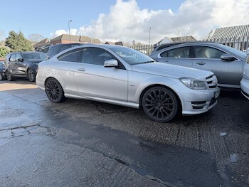 Used Mercedes-Benz C Class 2011 for sale - 77359013: Photo