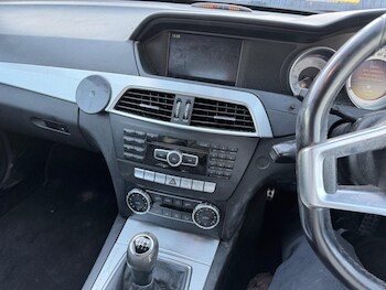 Used Mercedes-Benz C Class 2011 for sale - 77359013: Photo