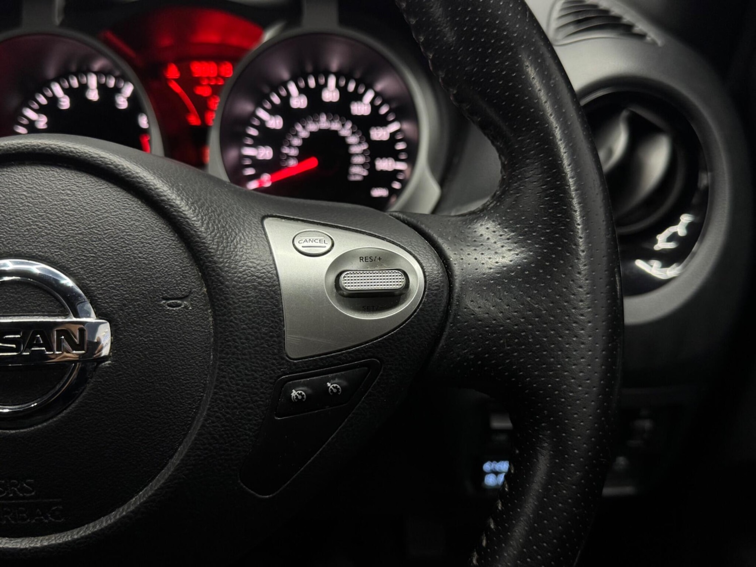 Used Nissan Juke 2016 for sale - 77332050: Photo 9