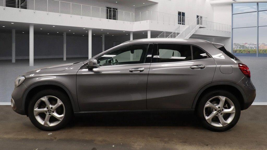Used Mercedes-Benz GLA 2018 for sale - 78058933: Photo 9