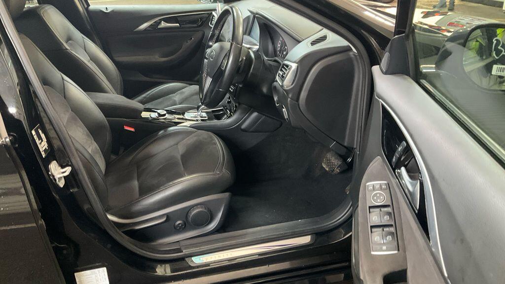 Used Infiniti Q30 2018 for sale - 77376762: Photo 2