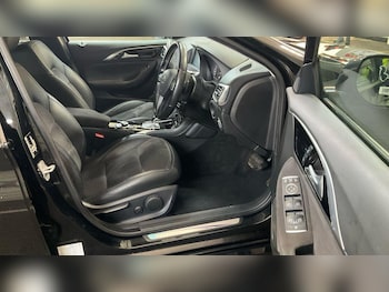 Used Infiniti Q30 2018 for sale - 77376762: Photo