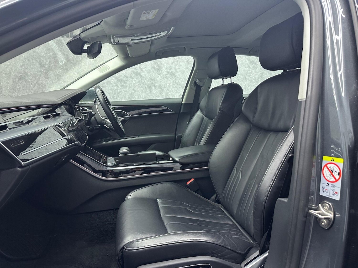 Used Audi A8 2019 for sale - 77710474: Photo 3