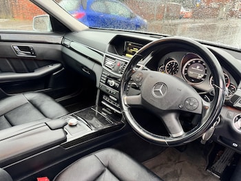 Used Mercedes-Benz E Class 2011 for sale - 76855930: Photo
