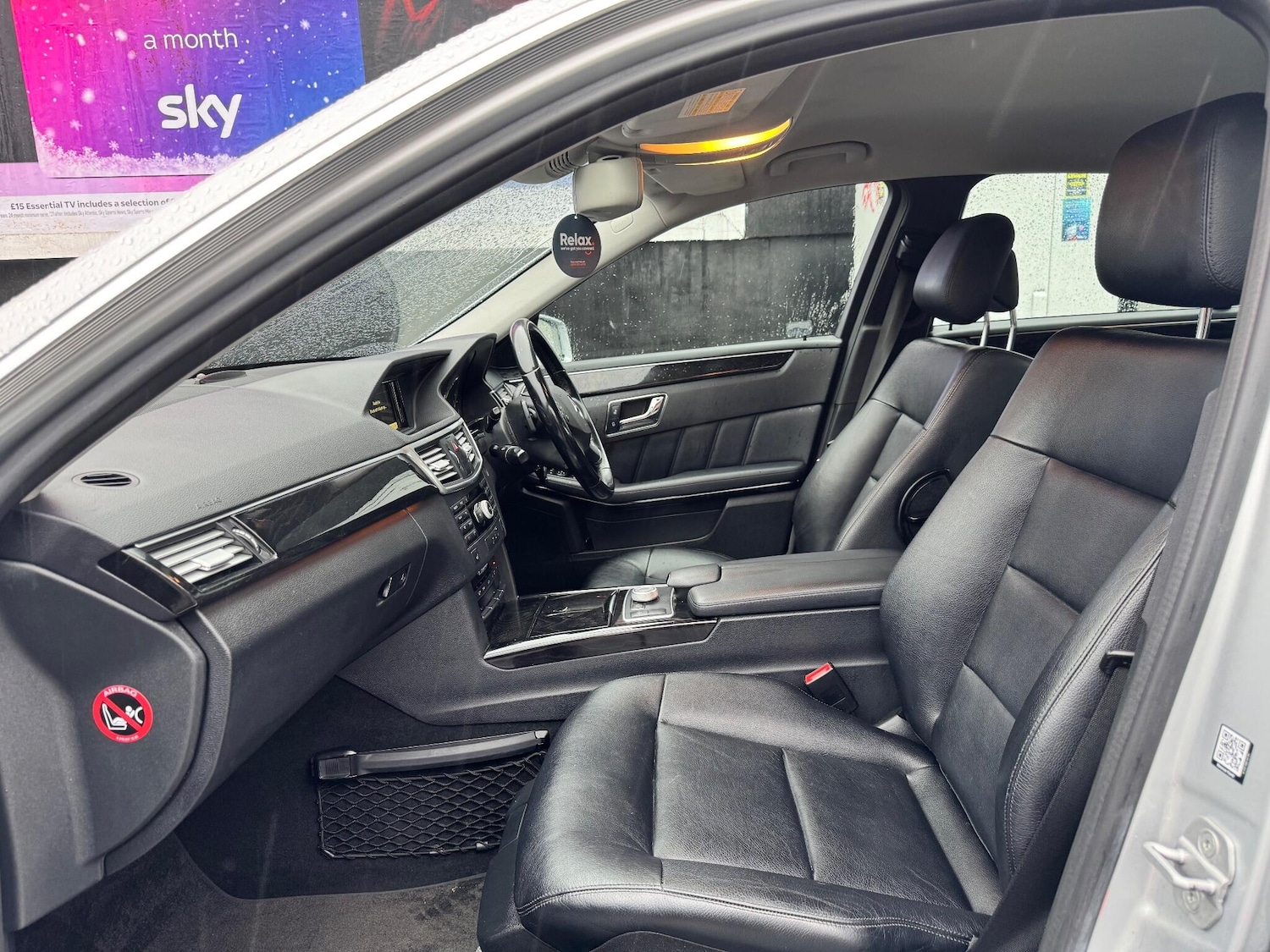 Used Mercedes-Benz E Class 2011 for sale - 76855930: Photo 8