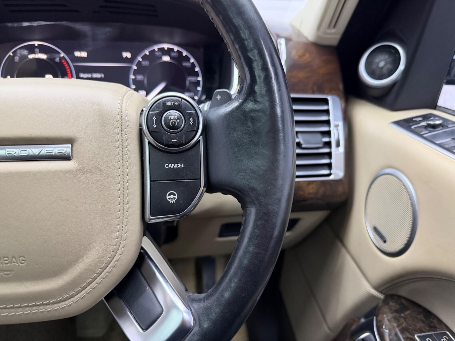 Used Land Rover Range Rover 2013 for sale - 78058943: Photo 11