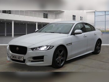 Used Jaguar XE 2017 for sale - 77682862: Photo