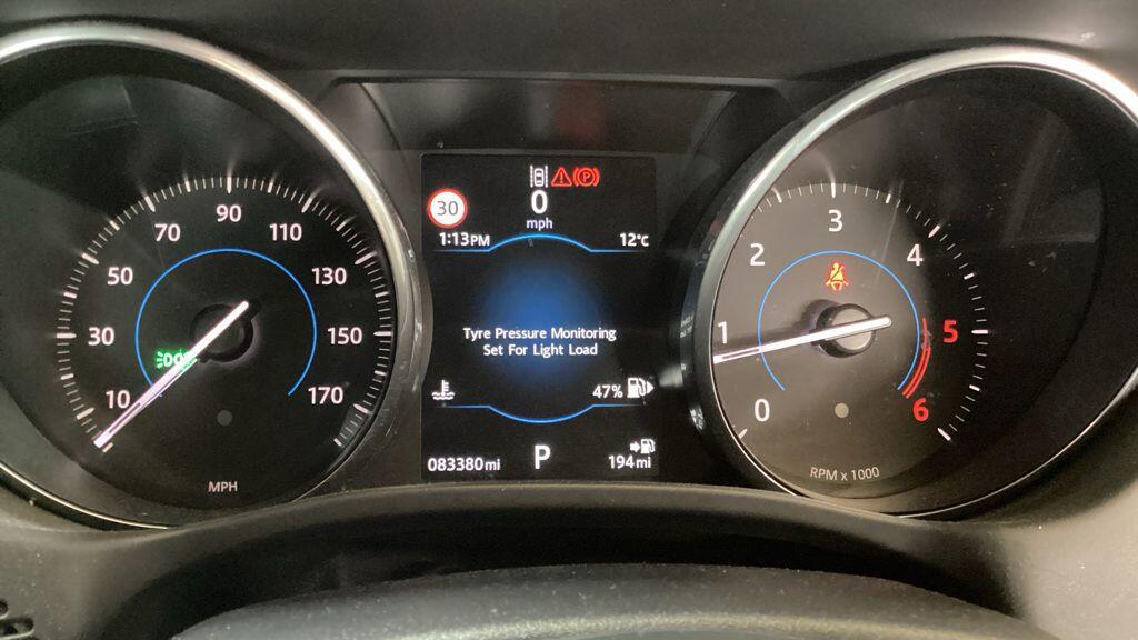 Used Jaguar XE for sale - 77682862: Photo 5