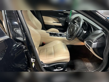 Used Jaguar XE 2015 for sale - 76472461: Photo