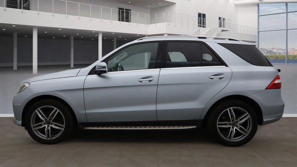 Used Mercedes-Benz M Class 2014 for sale - 77738511: Photo 11