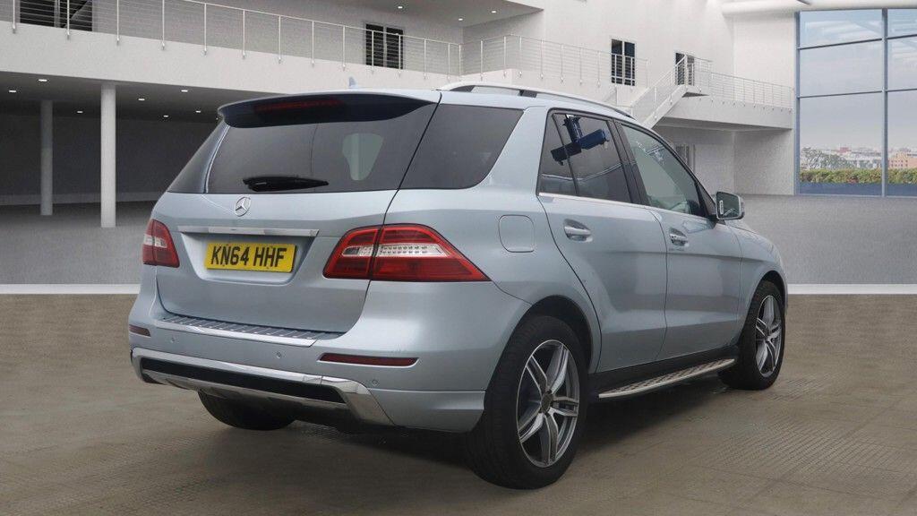 Used Mercedes-Benz M Class 2014 for sale - 77738511: Photo 4