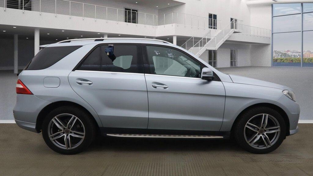 Used Mercedes-Benz M Class 2014 for sale - 77738511: Photo 9