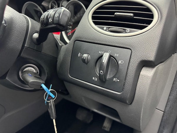 Used Ford Focus 2008 for sale - 76227737: Photo 12