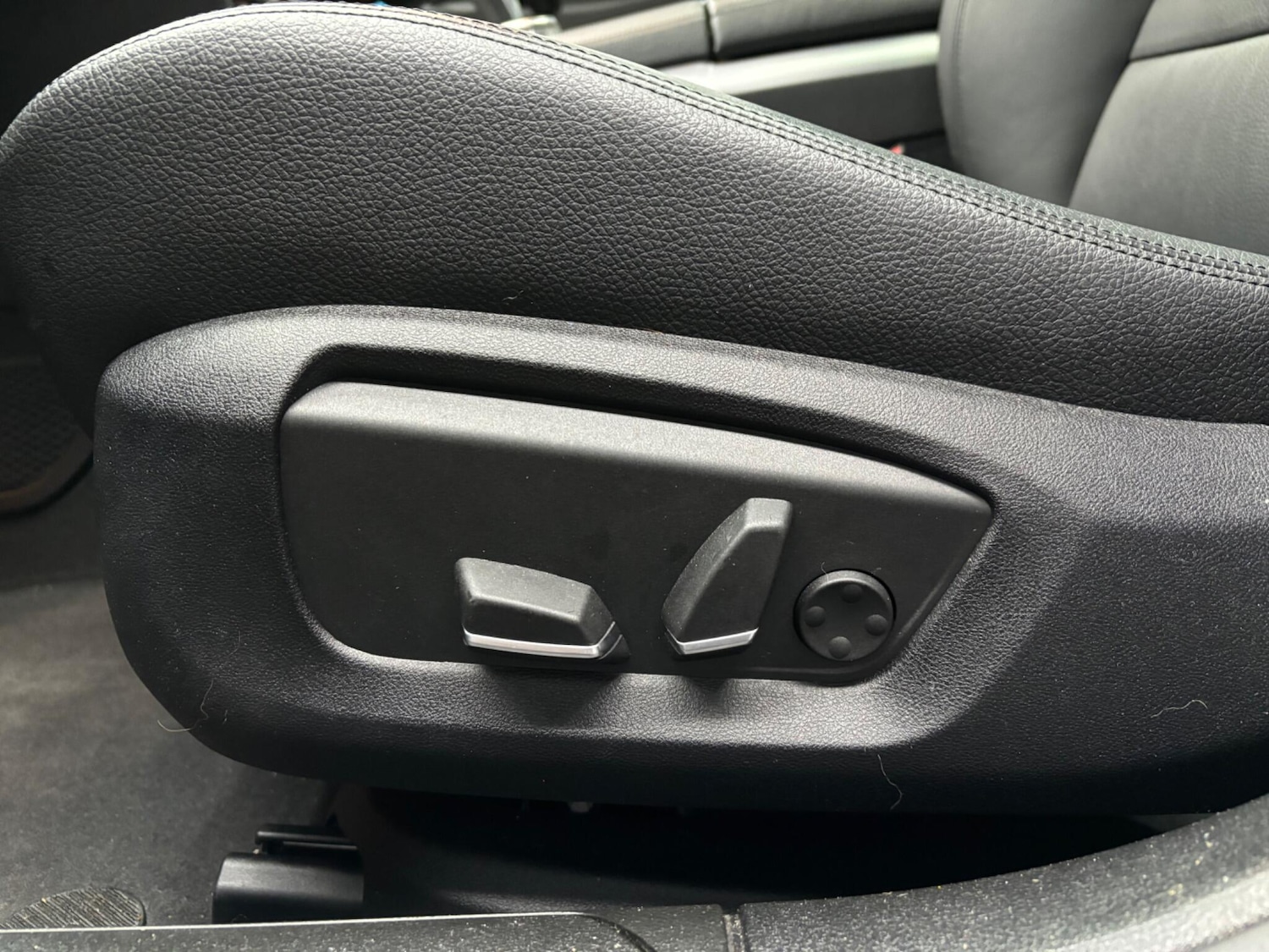 Used BMW 7 Series 2014 for sale - 77400863: Photo 32