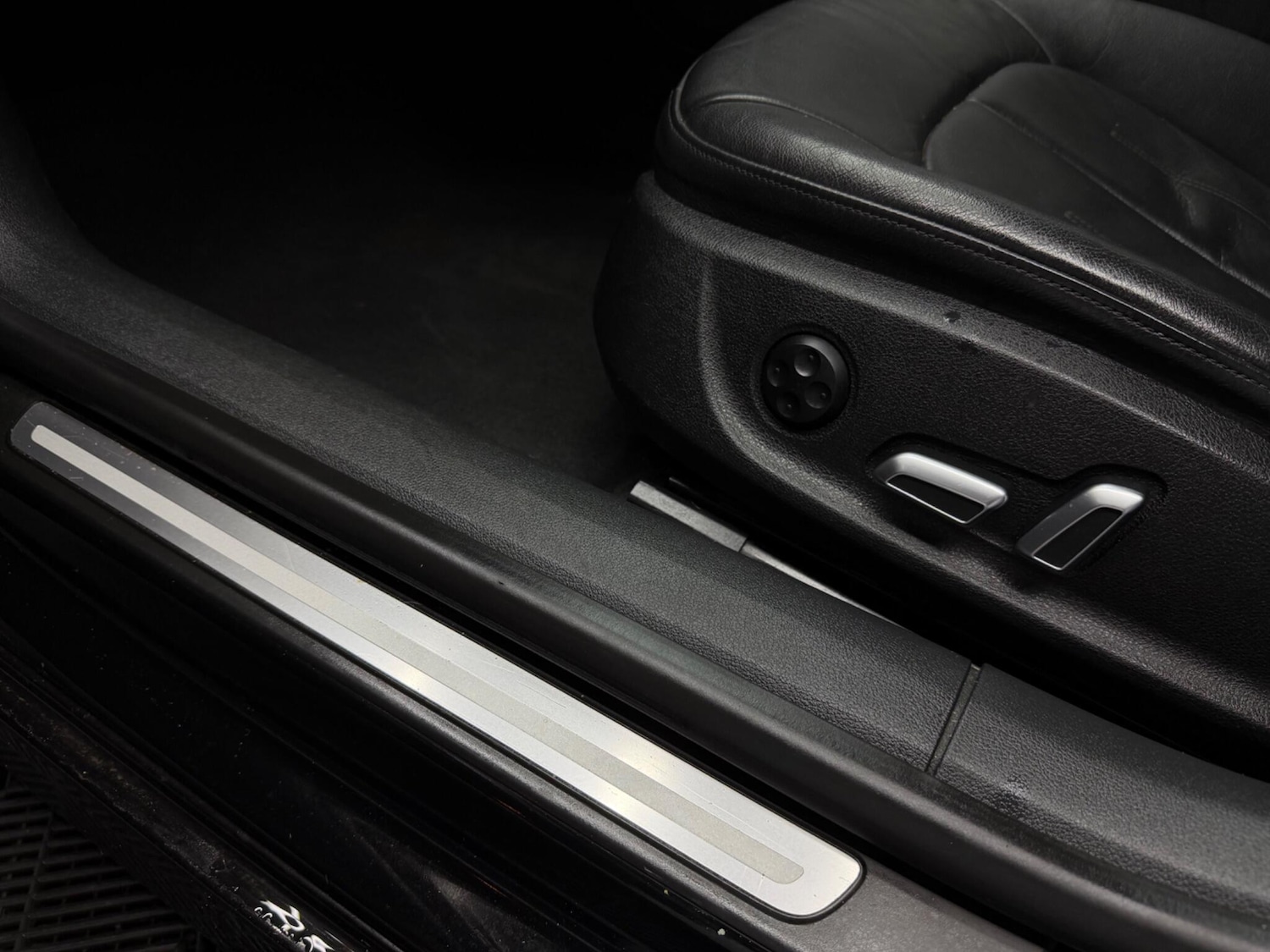 Used Audi A7 2015 for sale - 77377315: Photo 32