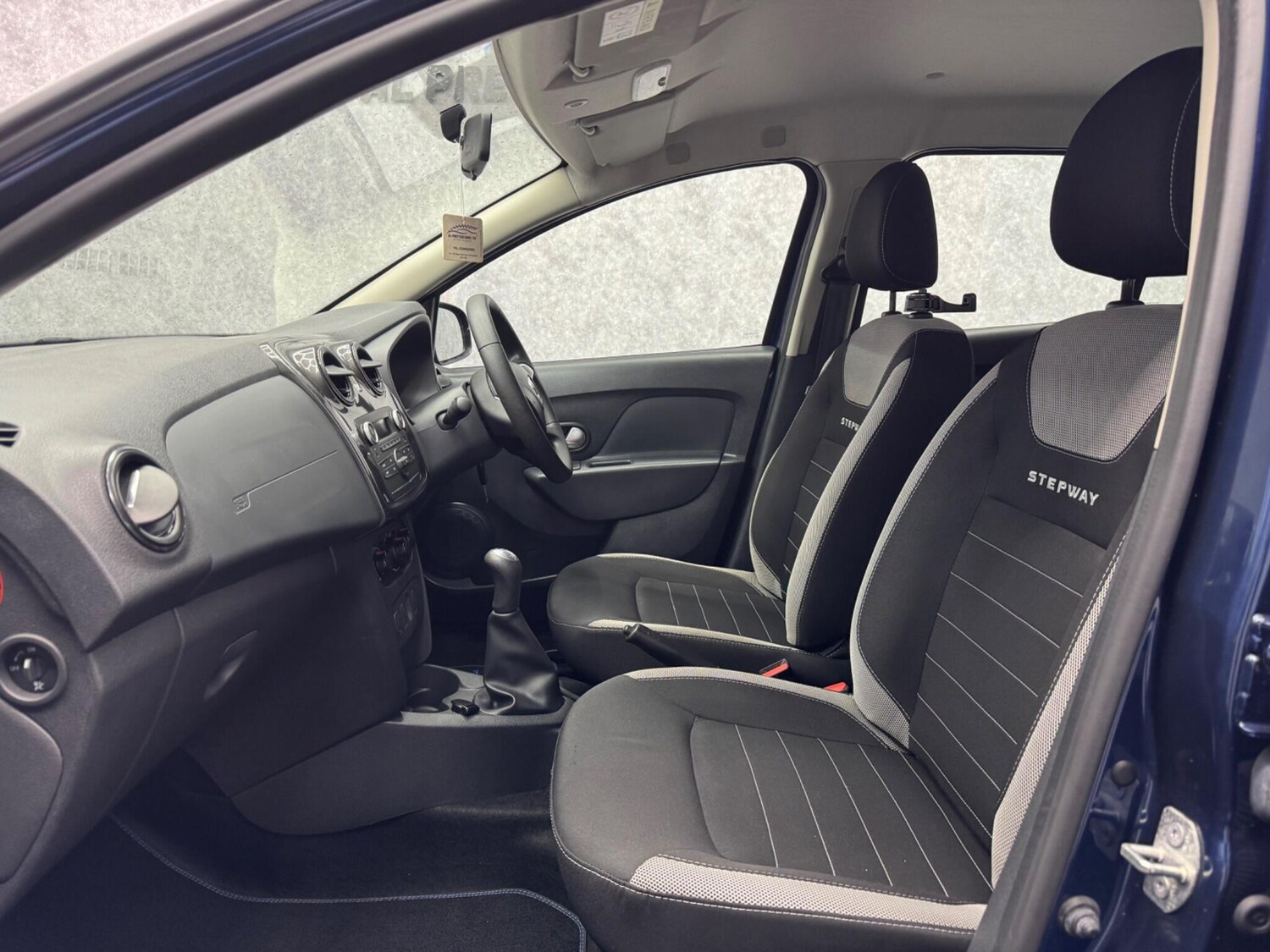 Used Dacia Sandero Stepway 2018 for sale - 76199840: Photo 3