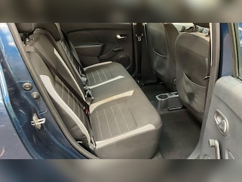 Used Dacia Sandero Stepway 2018 for sale - 76199840: Photo 3