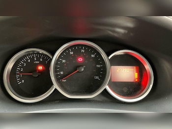 Used Dacia Sandero Stepway 2018 for sale - 76199840: Photo 4