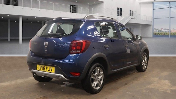 Used Dacia Sandero Stepway 2018 for sale - 76199840: Photo 8