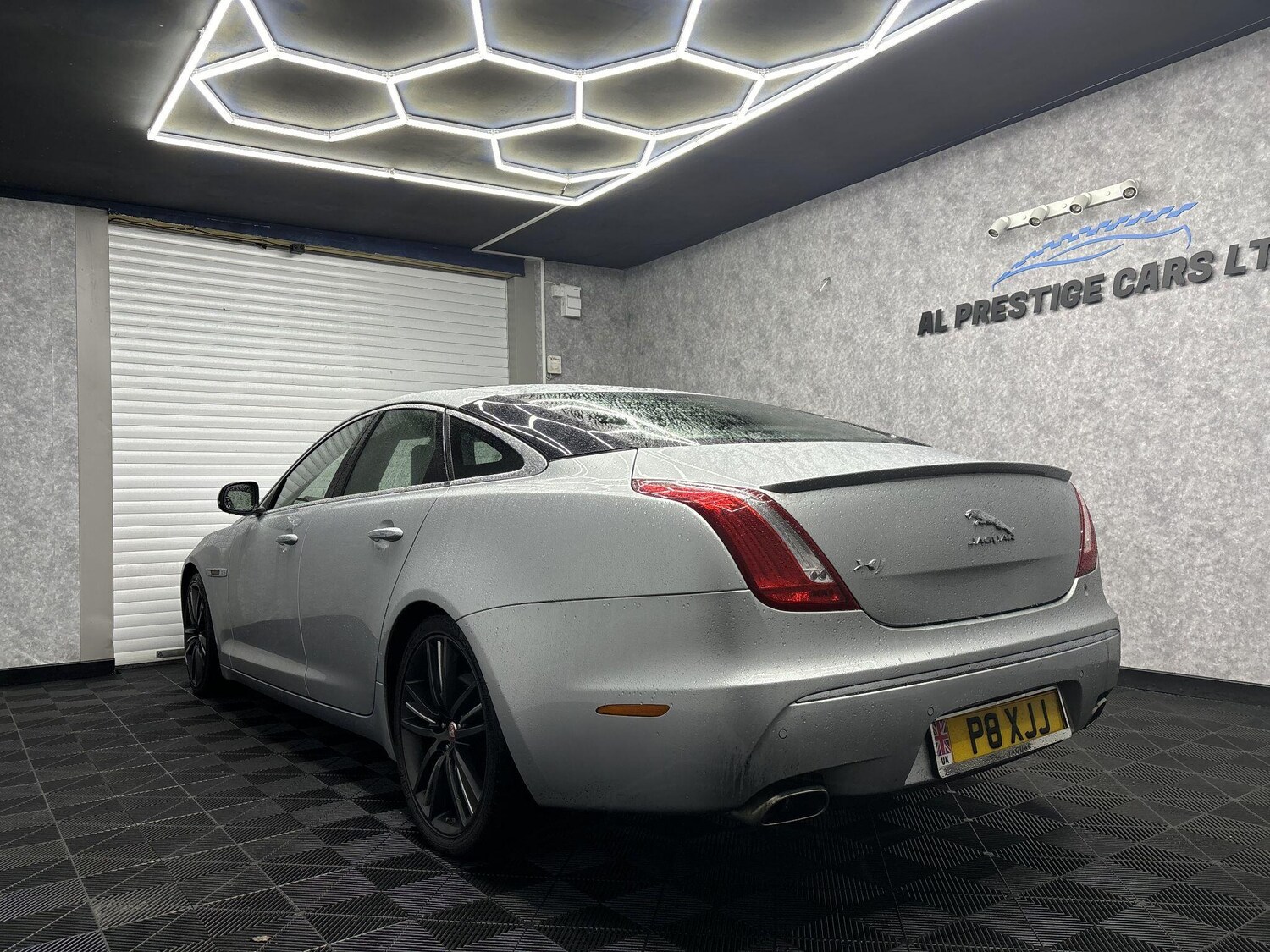 Used Jaguar XJ for sale - 78058885: Photo 11