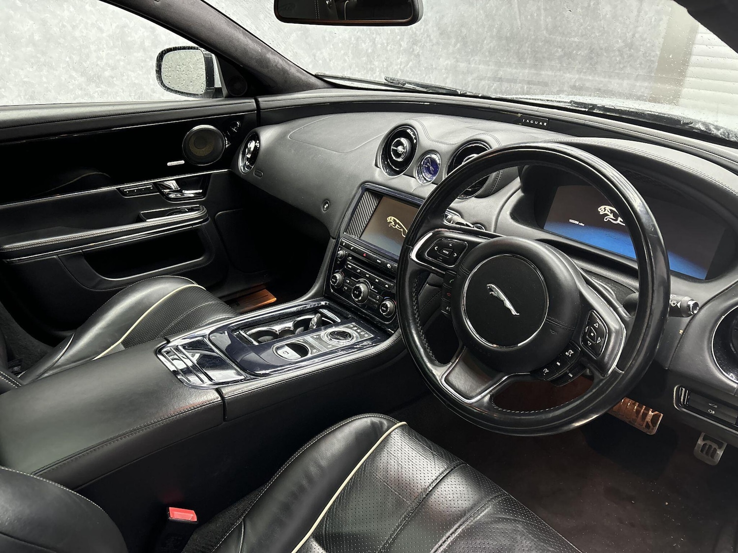 Used Jaguar XJ for sale - 78058885: Photo 2