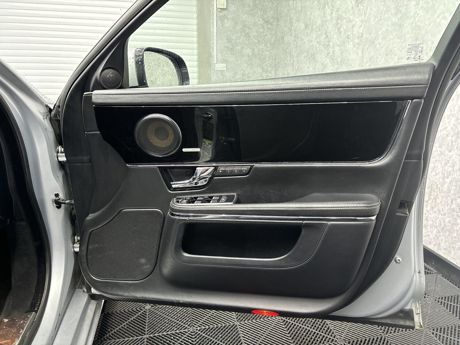 Used Jaguar XJ for sale - 78058885: Photo 26