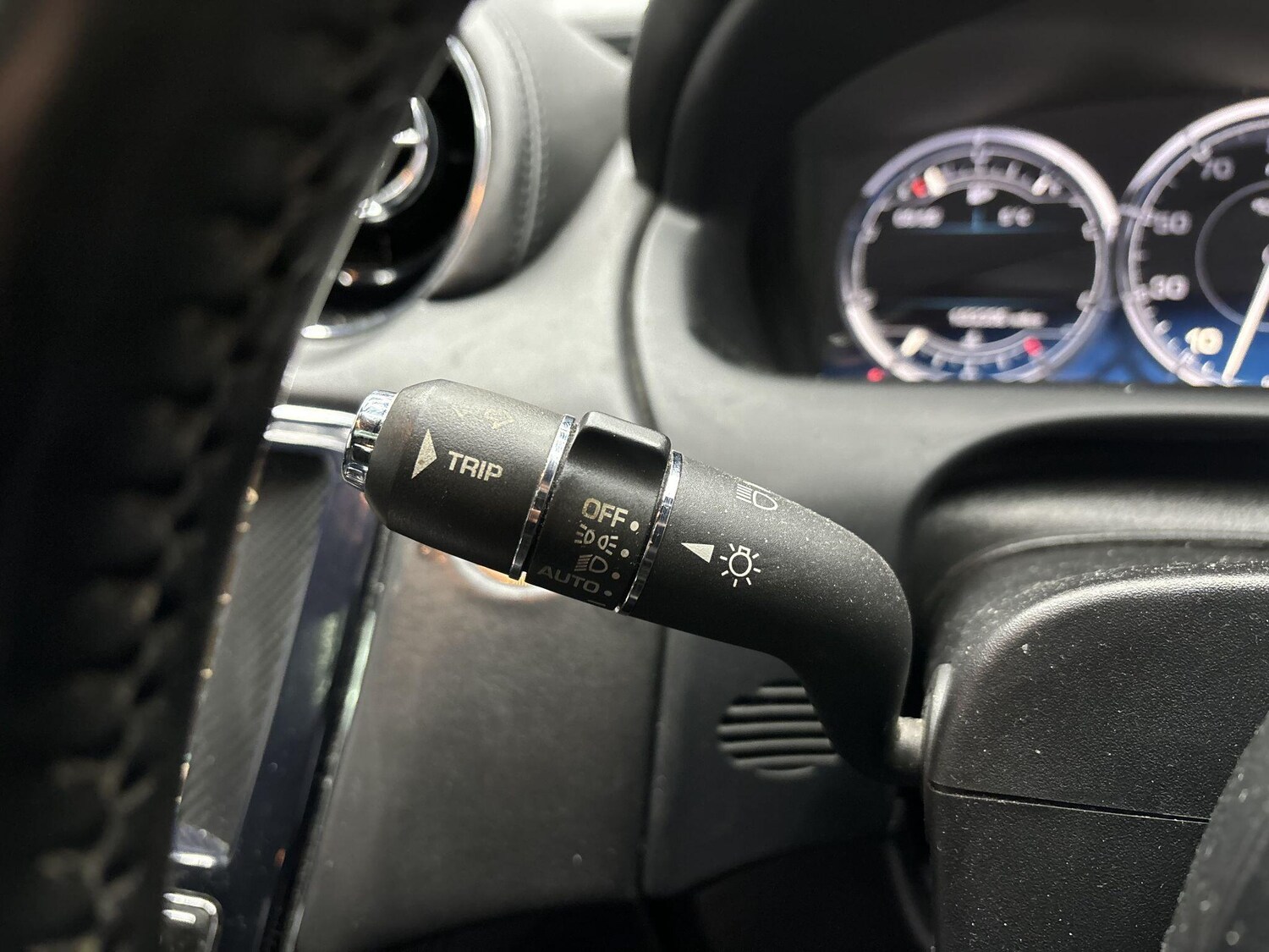 Used Jaguar XJ for sale - 78058885: Photo 32