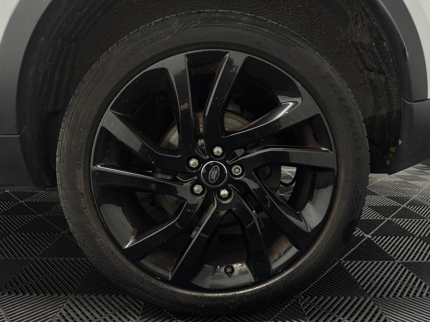 Used Land Rover Discovery Sport 2017 for sale - 76645472: Photo 33