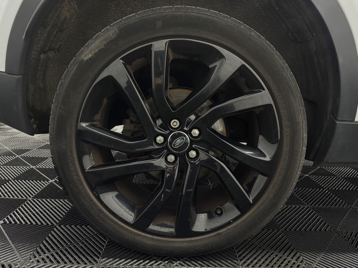 Used Land Rover Discovery Sport 2017 for sale - 76645472: Photo 34