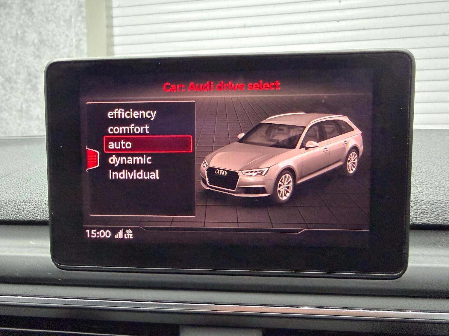 Used Audi A4 Avant for sale - 77784550: Photo 24