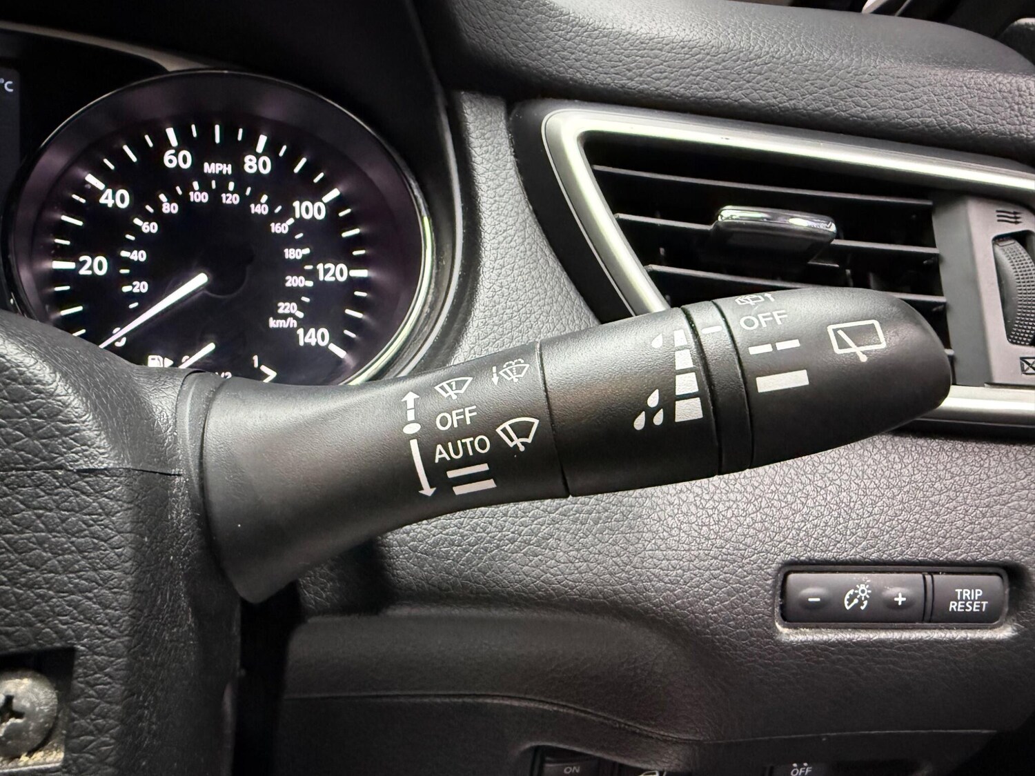 Used Nissan X-Trail for sale - 78057545: Photo 16