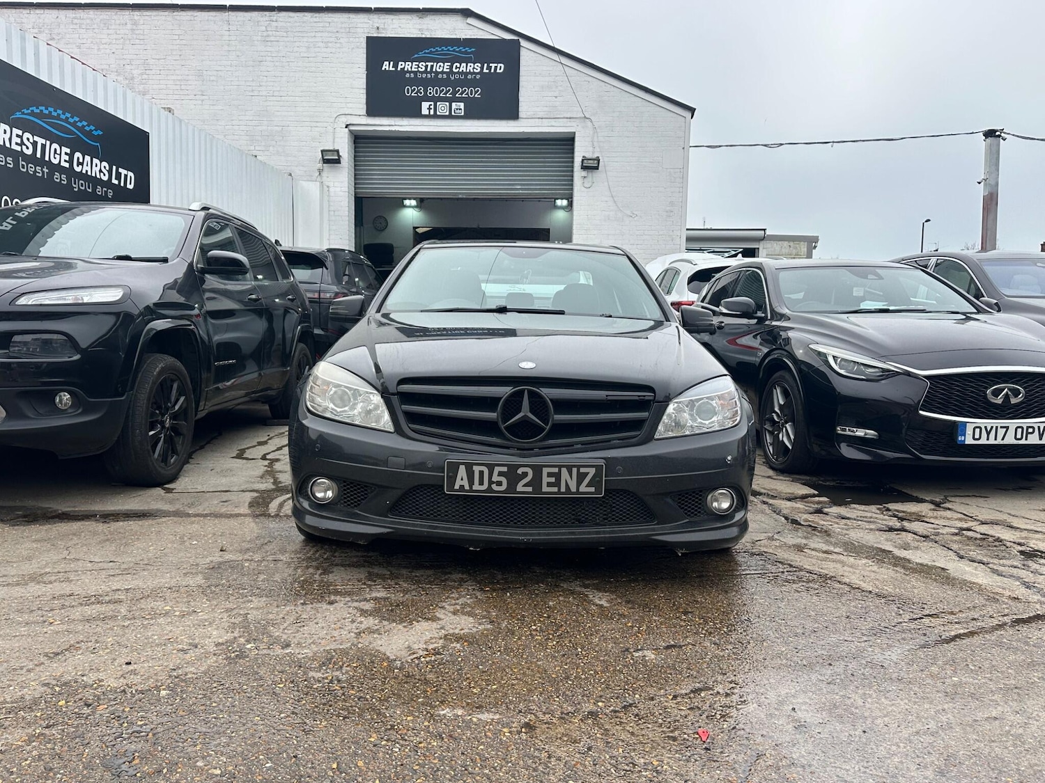 Used Mercedes-Benz C Class 2010 for sale - 77883216: Photo 7