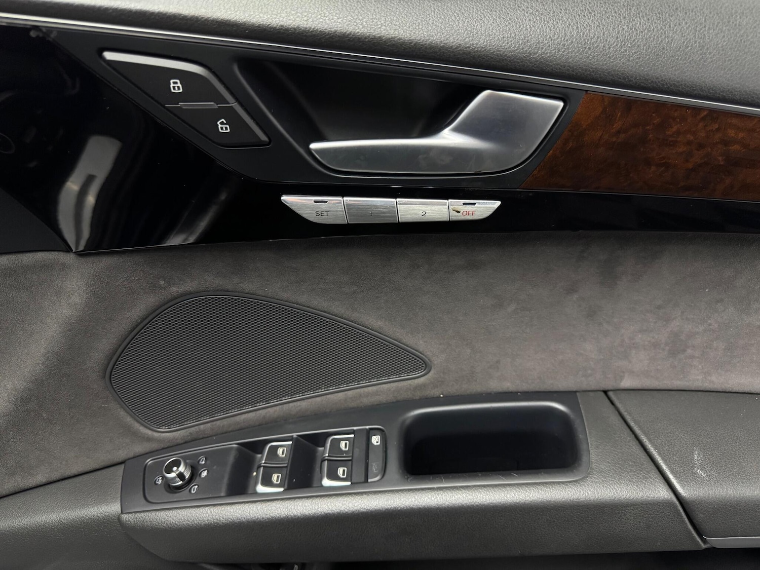 Used Audi A8 2013 for sale - 76398221: Photo 21