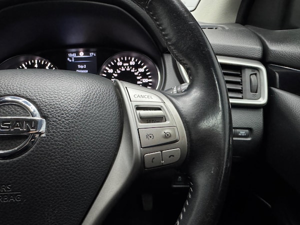 Used Nissan Qashqai 2015 for sale - 76032584: Photo 13